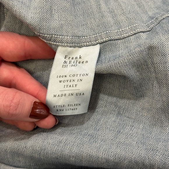Frank & Eileen - Eileen Denim Button Down in Distressed Vintage Wash Size M - Picture 6 of 10